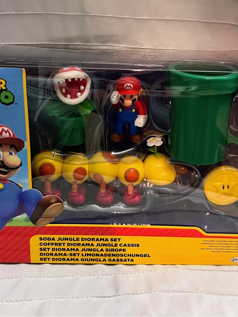 Super Mario- Soda Jungle Diorama Set- Mario, Piranha Plant, Baby Wiggler Figures